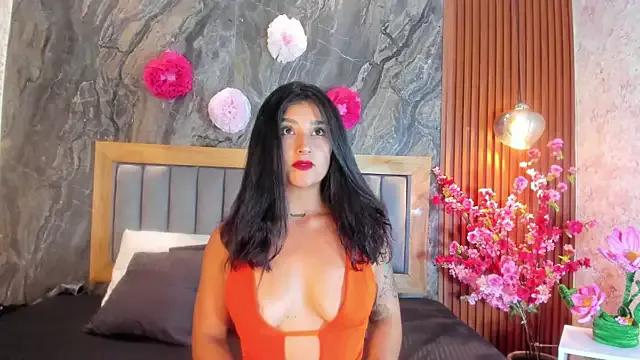 Julieth_Brownn from StripChat is Freechat