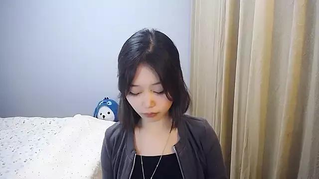 Juniper-xi on StripChat 