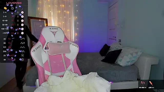 justinahelen_ from StripChat is Freechat