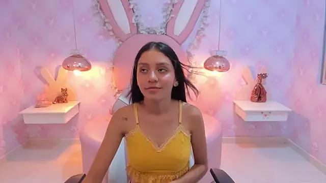 Girls: discover live performances with matured cam models, from teasing to fixations, in a variety of stunning live sex cams.