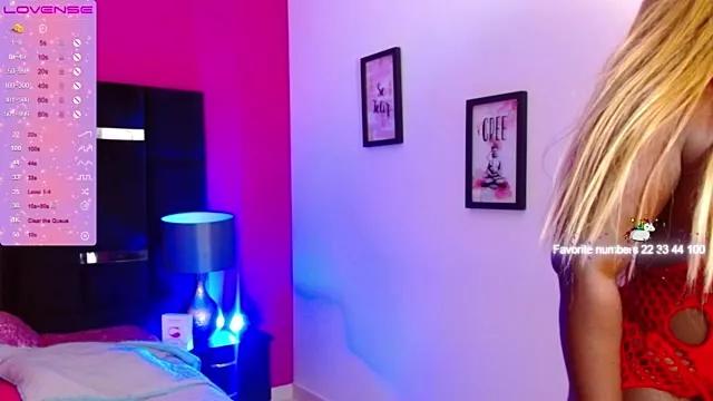 KaiaValentine from StripChat