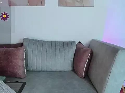Girls: discover live performances with matured cam models, from teasing to fixations, in a variety of stunning live sex cams.