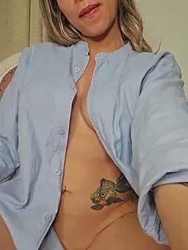 Girls: discover live performances with matured cam models, from teasing to fixations, in a variety of stunning live sex cams.