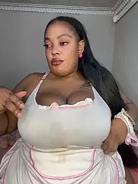 Katamia25 from StripChat