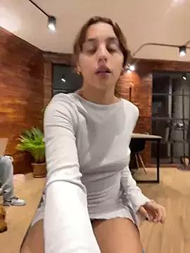 Girls: discover live performances with matured cam models, from teasing to fixations, in a variety of stunning live sex cams.