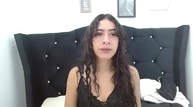 Girls: discover live performances with matured cam models, from teasing to fixations, in a variety of stunning live sex cams.