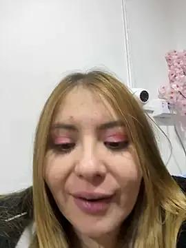 Girls: discover live performances with matured cam models, from teasing to fixations, in a variety of stunning live sex cams.
