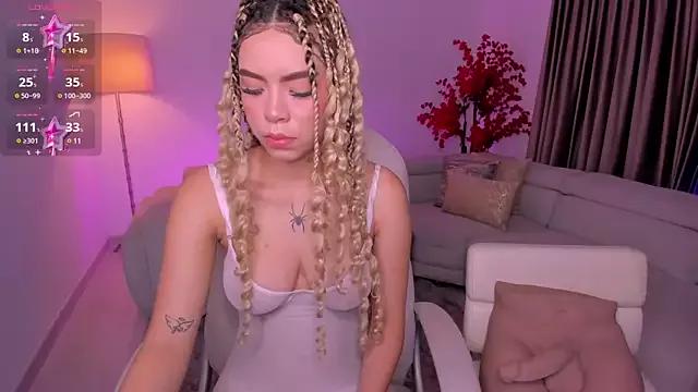 Girls: discover live performances with matured cam models, from teasing to fixations, in a variety of stunning live sex cams.