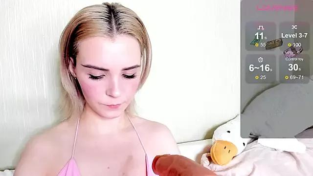 Girls: discover live performances with matured cam models, from teasing to fixations, in a variety of stunning live sex cams.