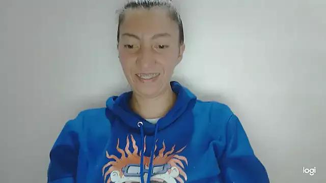 kaybabyhot from StripChat is Freechat