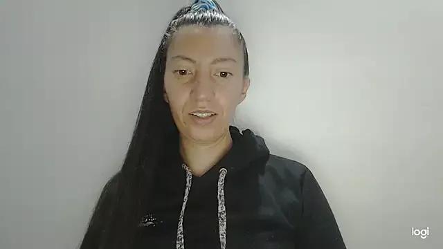 Girls: discover live performances with matured cam models, from teasing to fixations, in a variety of stunning live sex cams.