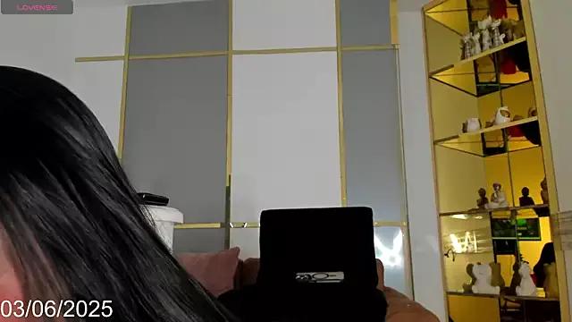 Keila_Rose from StripChat is Freechat