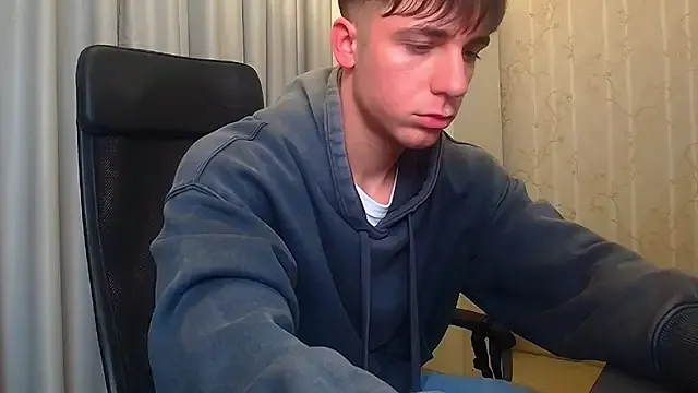 KellenWest on StripChat