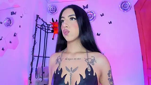 Girls: discover live performances with matured cam models, from teasing to fixations, in a variety of stunning live sex cams.