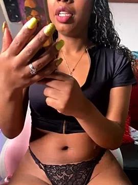 Kennia_evonny from StripChat