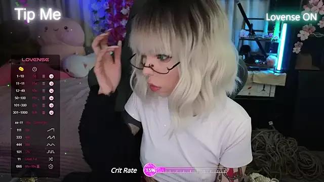 Kerry_Kirk from StripChat