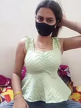 KIARA_SEXY from StripChat is Freechat