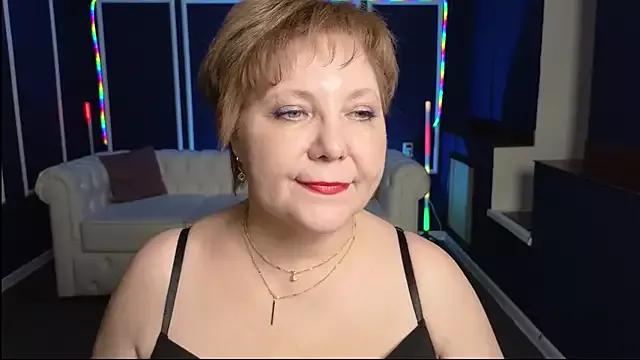 Girls: discover live performances with matured cam models, from teasing to fixations, in a variety of stunning live sex cams.
