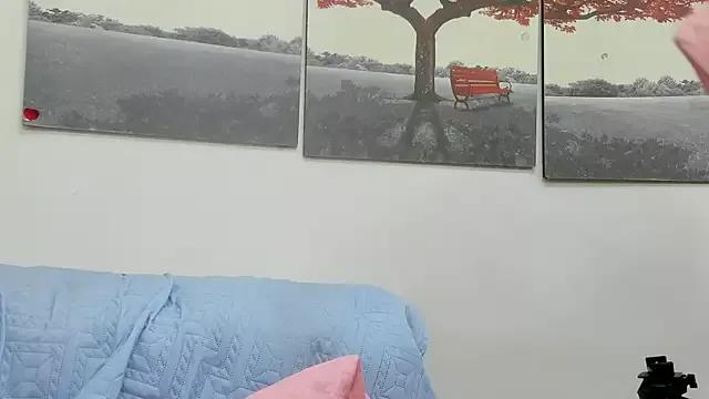Girls: discover live performances with matured cam models, from teasing to fixations, in a variety of stunning live sex cams.