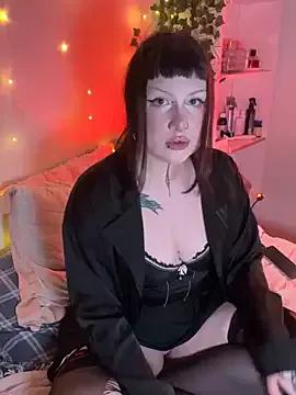 kirablacksiren from StripChat is Freechat