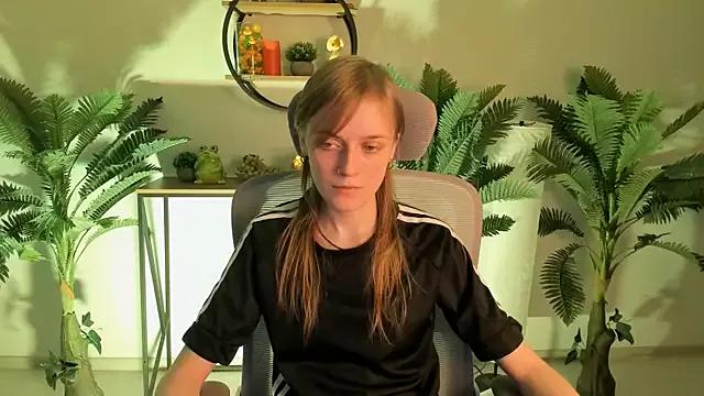 Girls: discover live performances with matured cam models, from teasing to fixations, in a variety of stunning live sex cams.