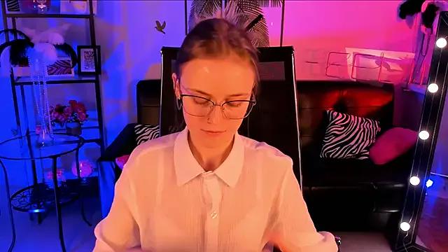 Girls: discover live performances with matured cam models, from teasing to fixations, in a variety of stunning live sex cams.