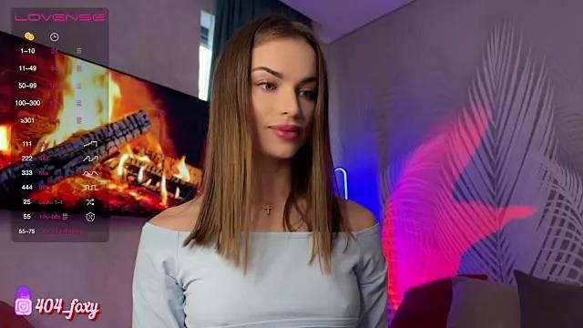 KisKrisKis from StripChat