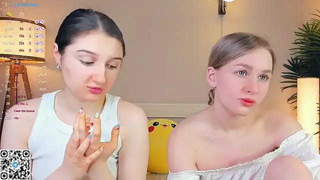 KitiNils from StripChat