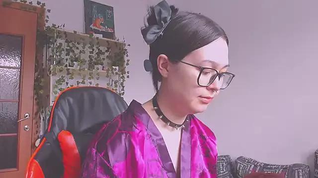 kittenrisha from StripChat