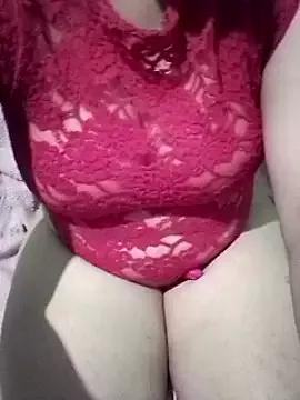 Girls: discover live performances with matured cam models, from teasing to fixations, in a variety of stunning live sex cams.