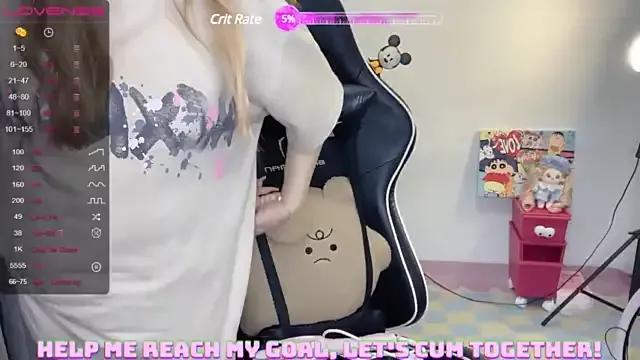 Kitty__18 from StripChat