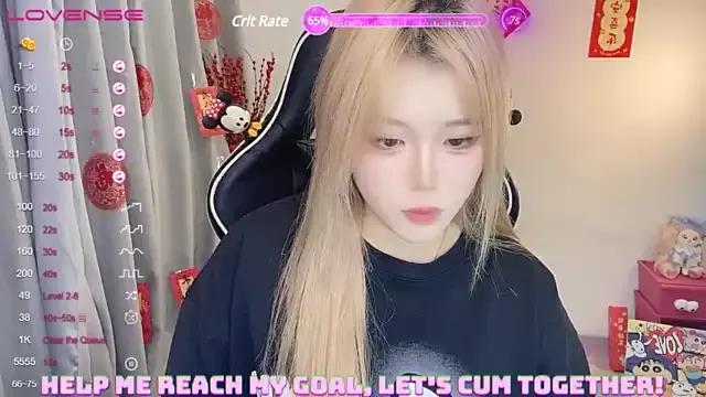 Kitty__18 from StripChat