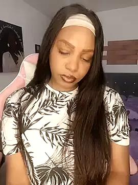 Girls: discover live performances with matured cam models, from teasing to fixations, in a variety of stunning live sex cams.