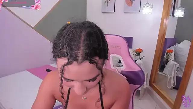 Girls: discover live performances with matured cam models, from teasing to fixations, in a variety of stunning live sex cams.