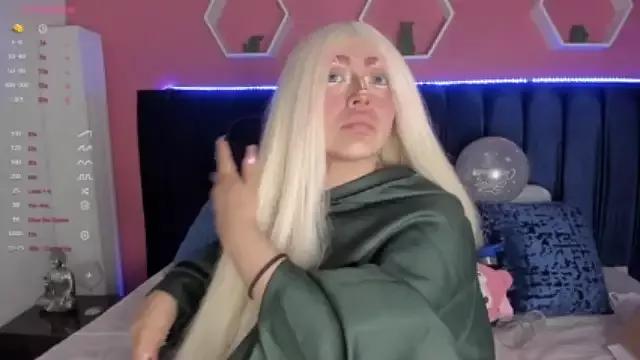 kitty_pinkk from StripChat