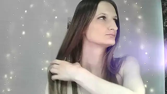Girls: discover live performances with matured cam models, from teasing to fixations, in a variety of stunning live sex cams.