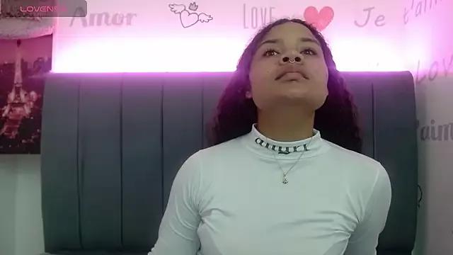 Girls: discover live performances with matured cam models, from teasing to fixations, in a variety of stunning live sex cams.