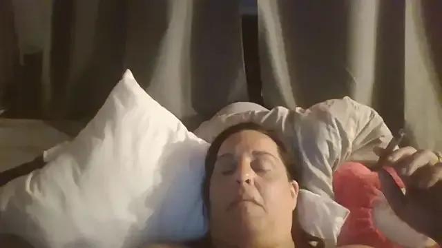 KittyG44 from StripChat is Freechat