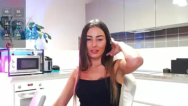 Girls: discover live performances with matured cam models, from teasing to fixations, in a variety of stunning live sex cams.