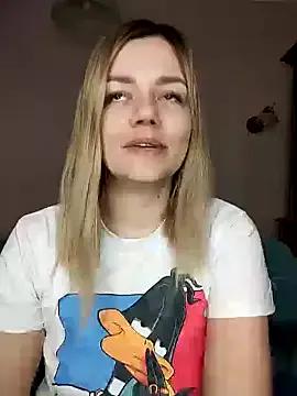 Girls: discover live performances with matured cam models, from teasing to fixations, in a variety of stunning live sex cams.