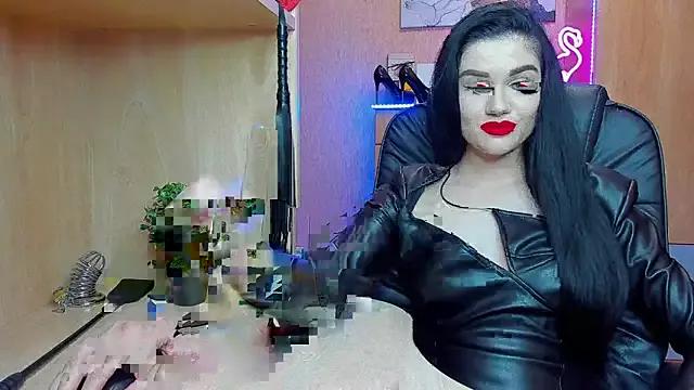 Girls: discover live performances with matured cam models, from teasing to fixations, in a variety of stunning live sex cams.