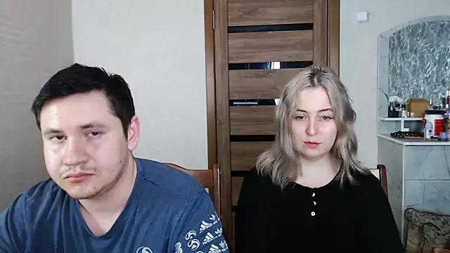 Girls: discover live performances with matured cam models, from teasing to fixations, in a variety of stunning live sex cams.