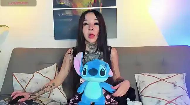 Girls: discover live performances with matured cam models, from teasing to fixations, in a variety of stunning live sex cams.