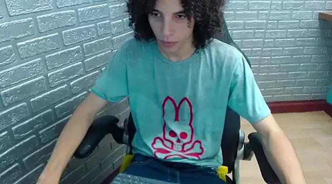 Kurtt_Miller from StripChat is Freechat