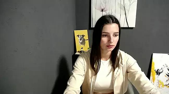 Girls: discover live performances with matured cam models, from teasing to fixations, in a variety of stunning live sex cams.