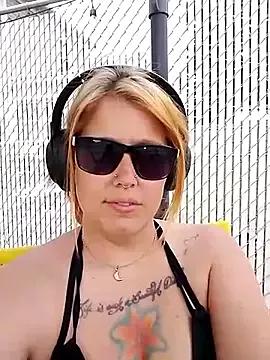 LadyyyCattt from StripChat is Freechat