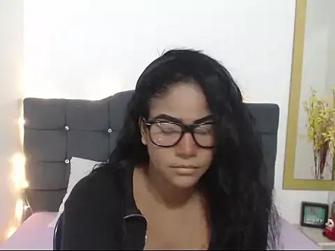 Girls: discover live performances with matured cam models, from teasing to fixations, in a variety of stunning live sex cams.