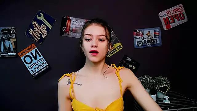 Girls: discover live performances with matured cam models, from teasing to fixations, in a variety of stunning live sex cams.