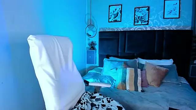 Girls: discover live performances with matured cam models, from teasing to fixations, in a variety of stunning live sex cams.