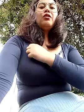 lara_moon25 from StripChat is Freechat